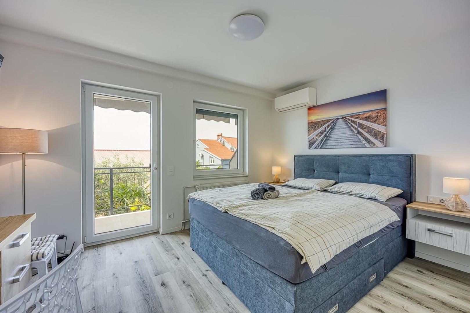Adites Hotel Драмал Екстериор снимка