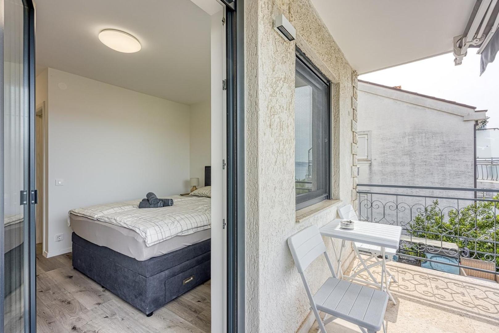 Adites Hotel Драмал Екстериор снимка